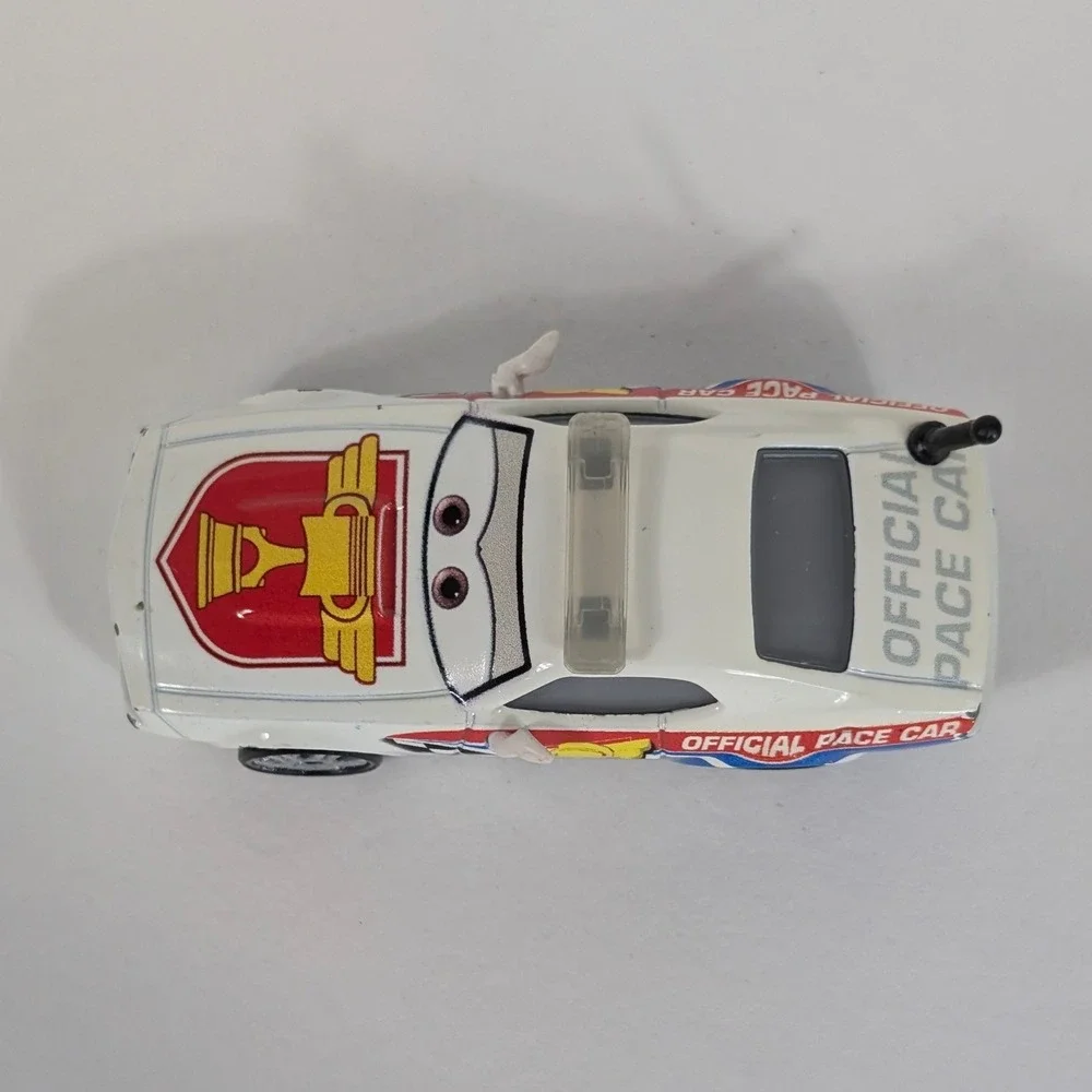 Disney Pixar Cars Official Pace Car Pat Traxson Diecast 1:55 Mattel